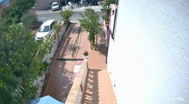 N&v 1 Διαμέρισμα *
