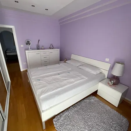 Mio Apartment *
