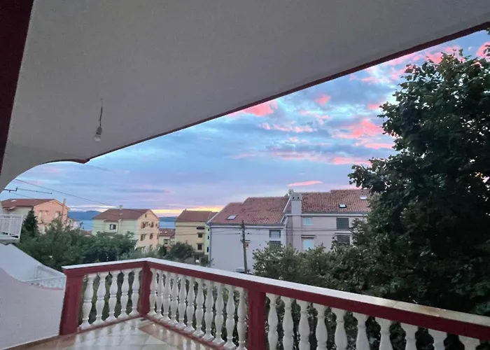 N&v 1 Апартаменты *